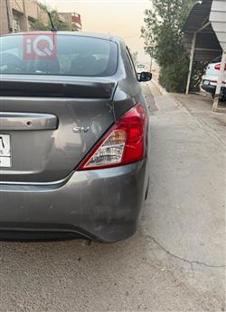 نيسان فيرسا